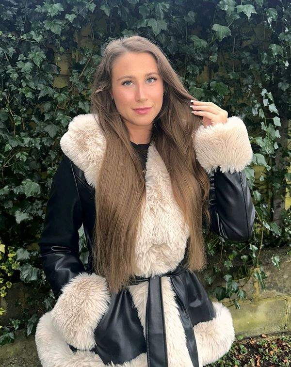 Full Head Clip-In Dark Ash Brown #7 Hair Extensions