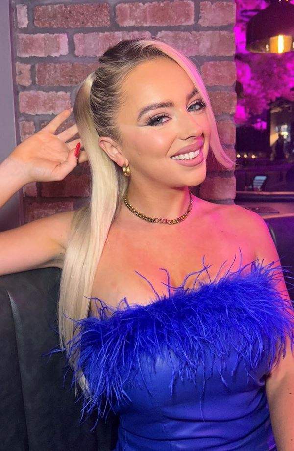 Ponytail Hollywood Blonde #22/60/Ash Hair Extensions